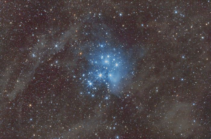 M 45 Nebulosas de las Pleiades