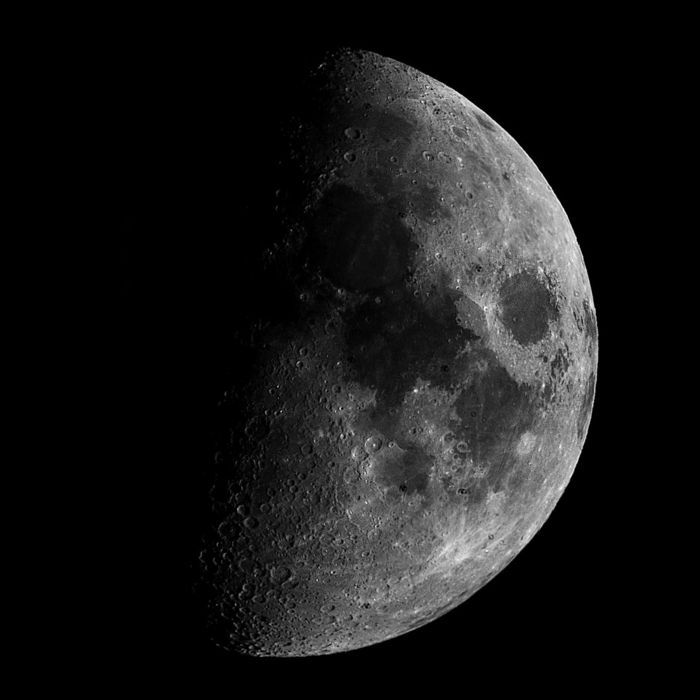 Luna en cuarto creciente Fases fotos astronómicas